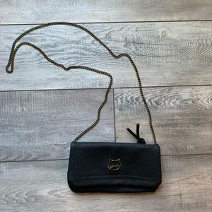 crossbody purse w/ cat pin